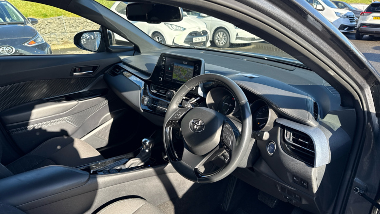 Toyota C-HR 1.8 Hybrid Design 5dr CVT Hybrid Hatchback